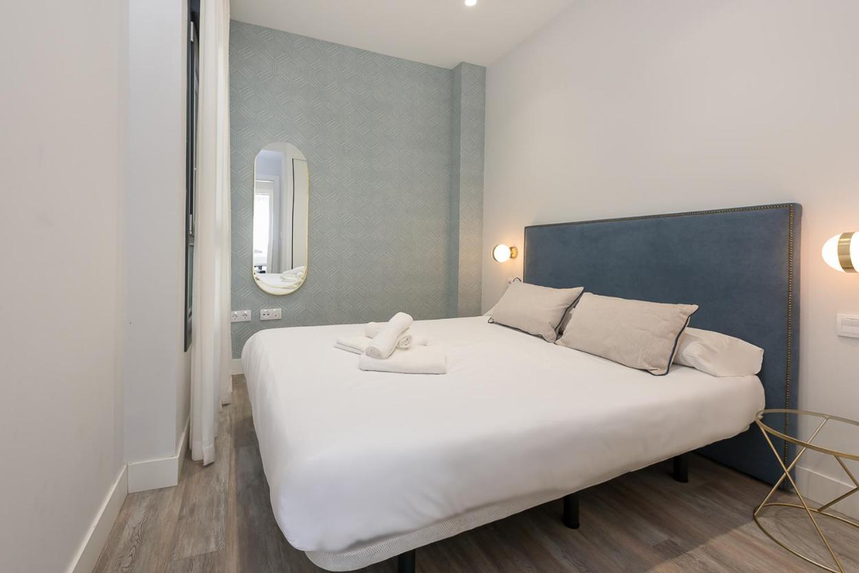 Livemalaga Alta Suite & Parking Exteriör bild