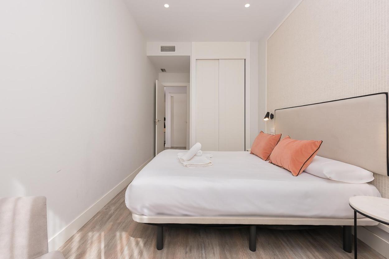Livemalaga Alta Suite & Parking Exteriör bild